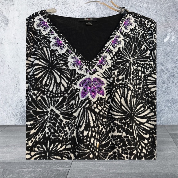 Style & Co Beaded Neckline Tunic EUC - Picture 3 of 4